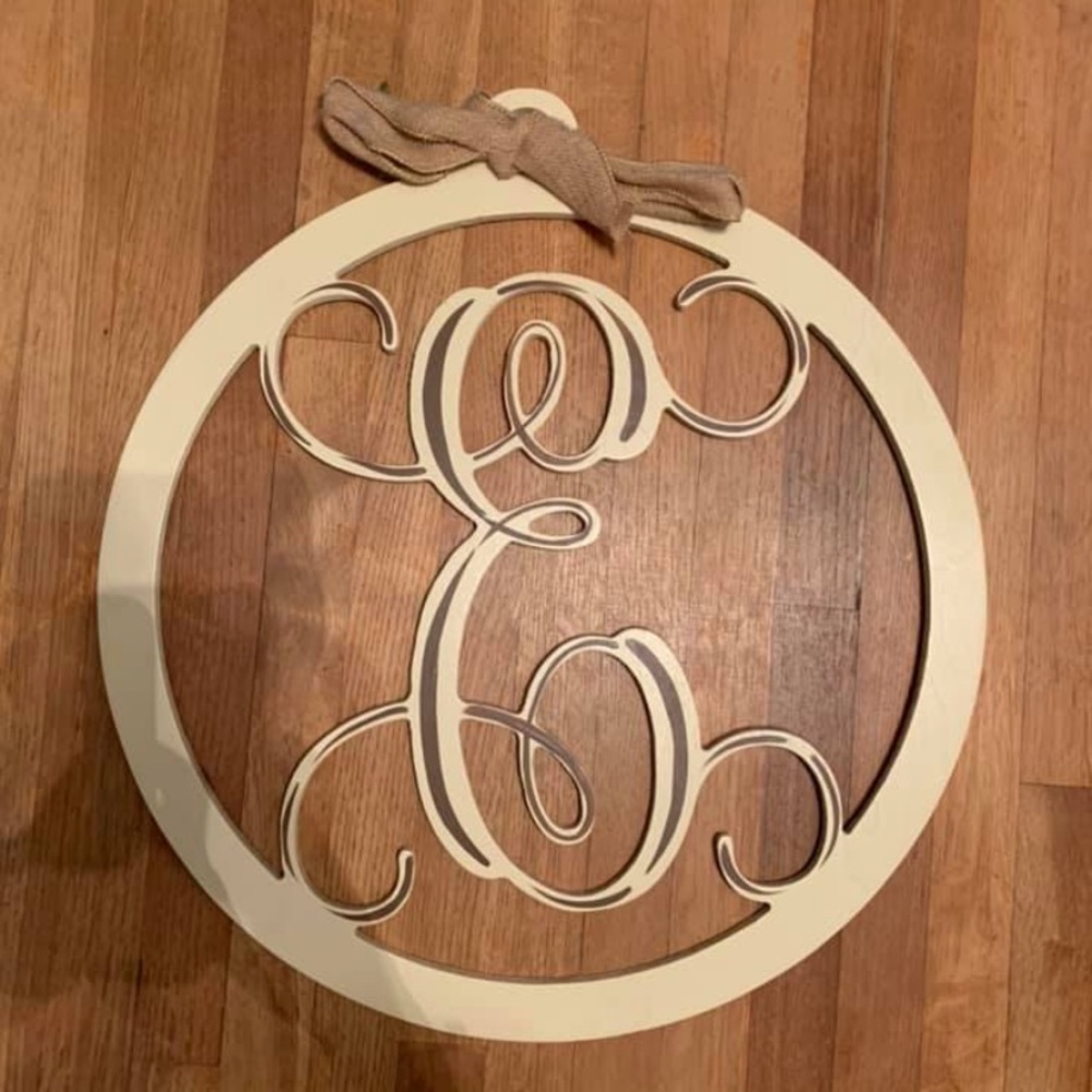 E sign/ door hanging